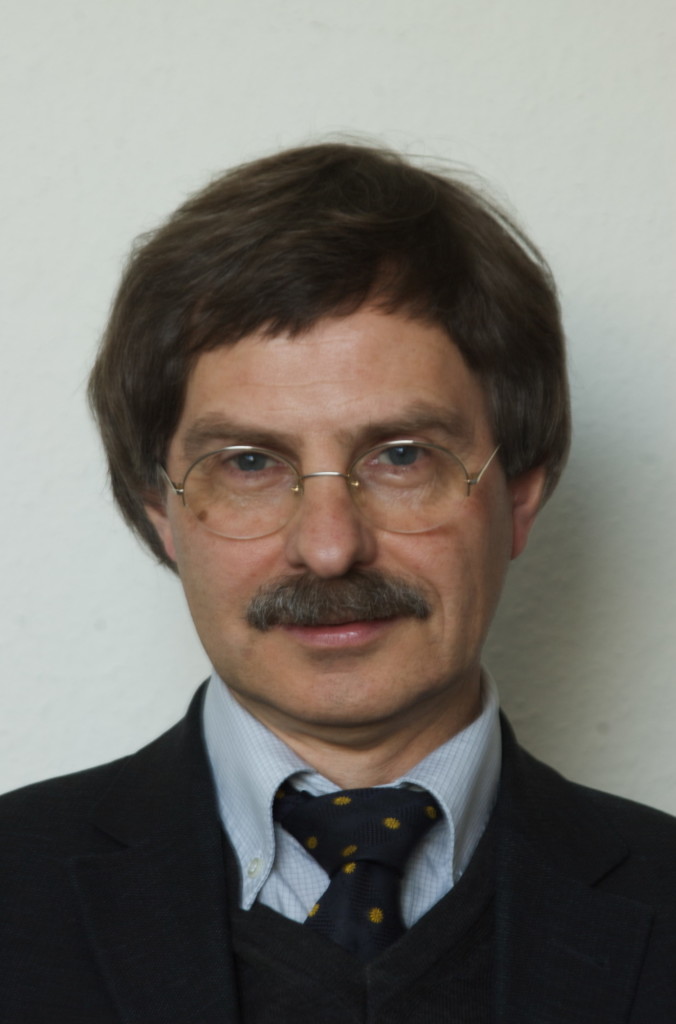 Portraitaufnahme von Prof. Dr. Klaus Vieweg